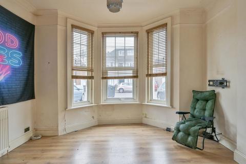 Flat 1, 24 Campbell Road, Bournemouth, BH1 4EP