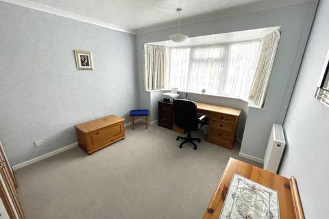 5 Denison Road, Poole, BH17 7LT