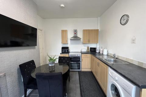 18 Temperance Field, Wyke, Bradford, BD12 9NR