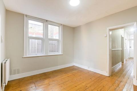 2 bedroom maisonette to rent, Havelock Road, Wimbledon, London, SW19