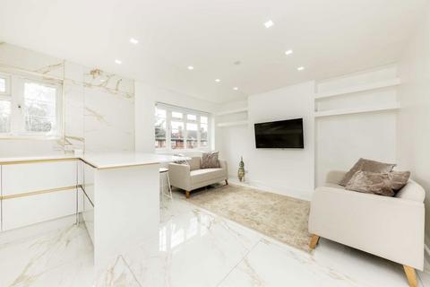 1 bedroom flat for sale, Du Cane Road, London W12