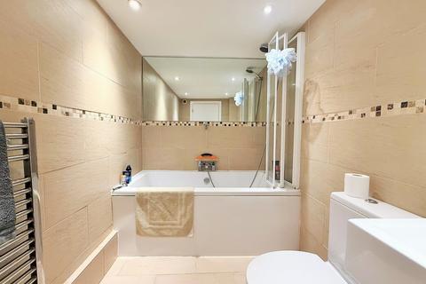 1 bedroom apartment for sale, Clarence Square, Brighton
