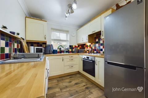 2 Drovers Close, Uttoxeter, ST14 7FH