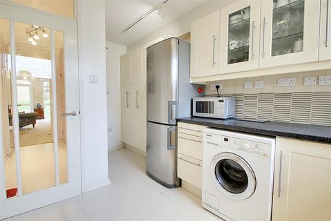 2 bedroom apartment for sale, Lincoln Court, Berkhamsted