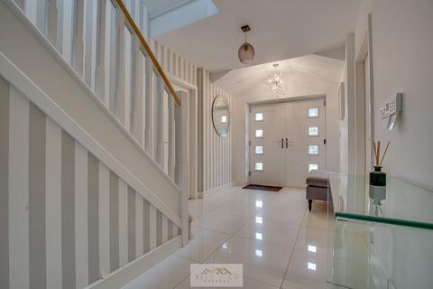 5 bedroom detached house for sale, Thorpe Road, Sheffield S26