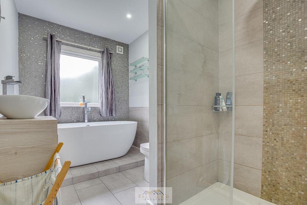Bathroom 1.1