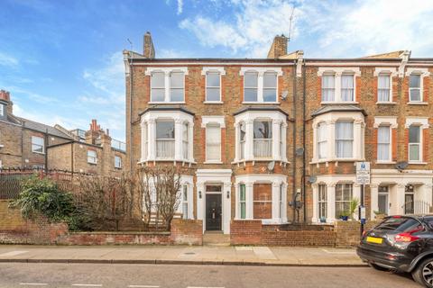 3 bedroom flat for sale, Portnall Road, London