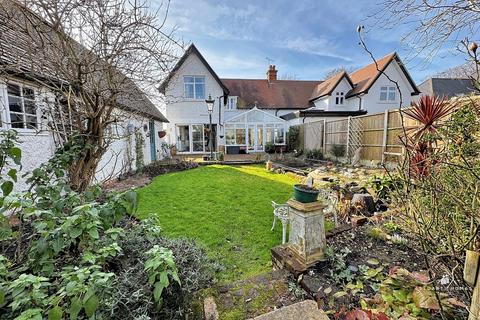 3 bedroom semi-detached house for sale, The Common, Thunderlsey