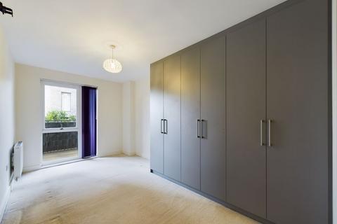 2 bedroom apartment for sale, Guardian Avenue, London