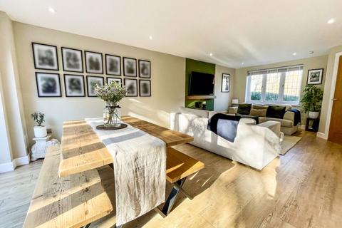 4 Upper Northam Close, Hedge End, Southampton, SO30 4BB