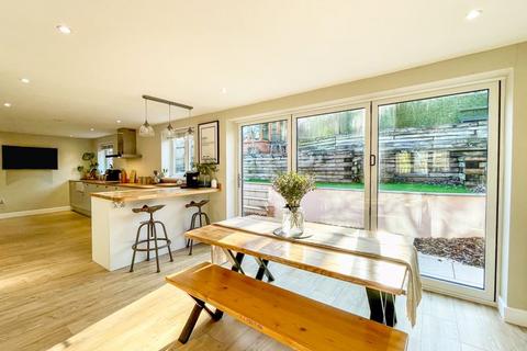 4 Upper Northam Close, Hedge End, Southampton, SO30 4BB
