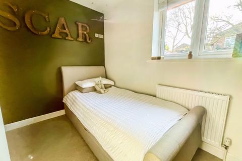 4 Upper Northam Close, Hedge End, Southampton, SO30 4BB