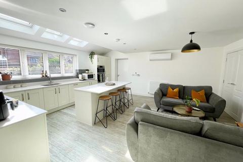 50 Vantage Copse, Bursledon, Southampton, SO31 1ES
