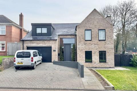 4 bedroom detached house for sale, MAIN ROAD, BARNOLDBY LE BECK