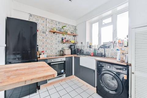 1 bedroom flat to rent, Crossthwaite Avenue, Denmark Hill, London, SE5