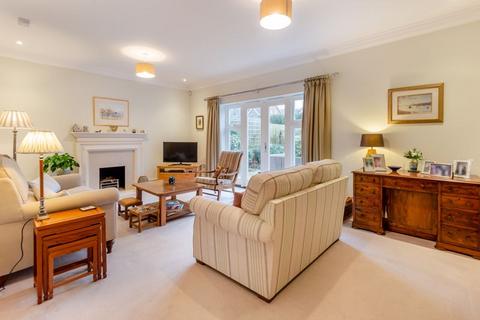 3 bedroom detached house for sale, Swallow Grove, Cranleigh