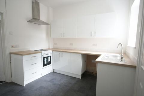 2 bedroom terraced house to rent, Thomson Street, Guisborough TS14 6NG