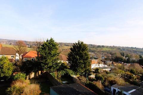 4 bedroom semi-detached house for sale, Banstead