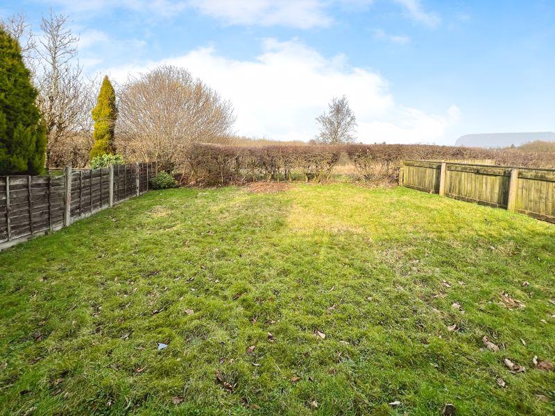 Land beyond garden