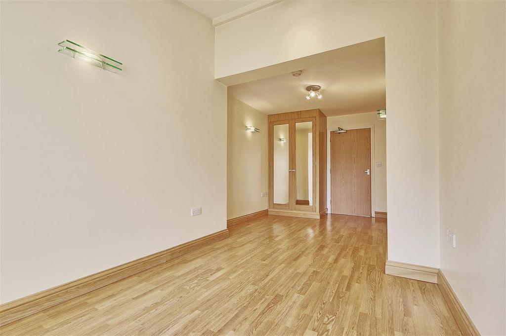 Bedroom 1 - 3.jpg
