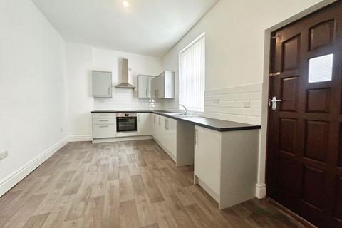 4 bedroom terraced house for sale, Ainsworth Road, Bury