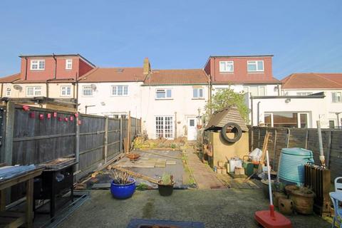 undefined, Hill Rise, Greenford