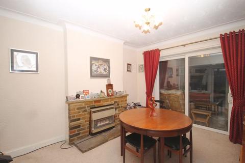 3 bedroom semi-detached house for sale, Orchard Gate, Greenford