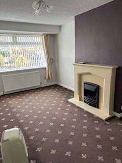 2 bedroom bungalow to rent, Linley Drive, Oldham OL4