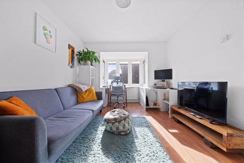 21 Cardinal Close, Worcester Park, KT4 7EH