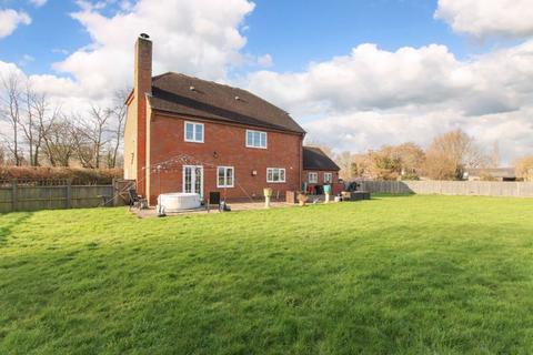 4 bedroom detached house for sale, Marsworth