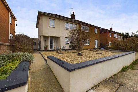 3 bedroom semi-detached house for sale, Larkhill Road, Yeovil