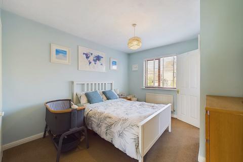 4 Essex Close, Powick, Worcester, WR2 4PX