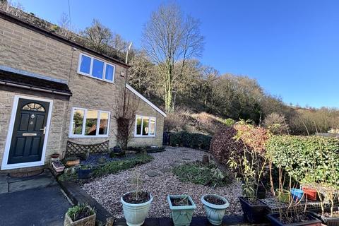 8 Caldicott Close, Todmorden, OL14 7QS