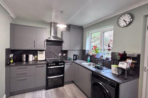 8 Caldicott Close, Todmorden, OL14 7QS