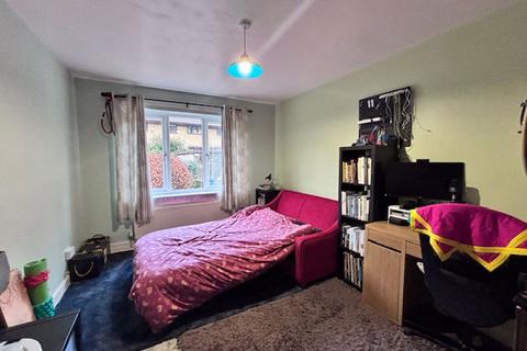 8 Caldicott Close, Todmorden, OL14 7QS