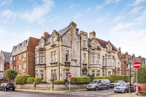 3 bedroom flat for sale, Victoria Road South, Southsea