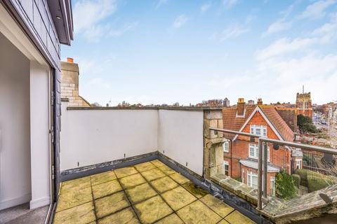 3 bedroom flat for sale, Victoria Road South, Southsea