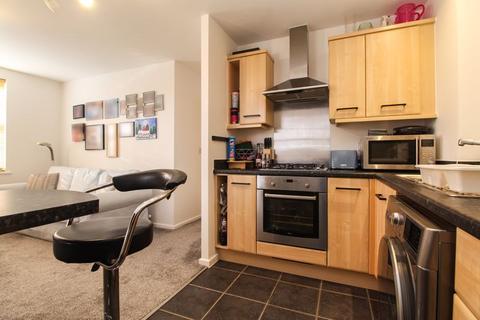 2 bedroom apartment for sale, Greenkeepers Road, Bedford MK40