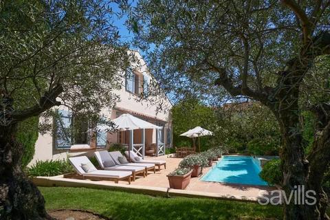 4 bedroom villa, Saint-Tropez, 83990, France