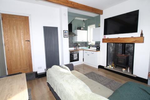 7 Apsley Terrace, Oakworth, Keighley, BD22 7HF