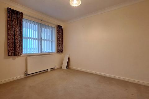 2 bedroom flat for sale, Market Street, Hoylake, Merseyside, CH47