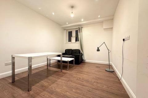 3 bedroom apartment to rent, 55 The Cut, London SE1