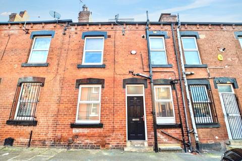 2 bedroom terraced house for sale, Woodview Street, Leeds, West Yorkshire