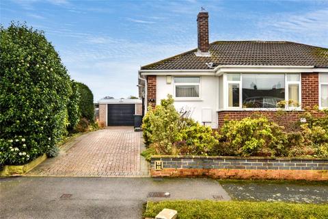 2 bedroom bungalow for sale, Greenmoor Avenue, Lofthouse, Wakefield, West Yorkshire