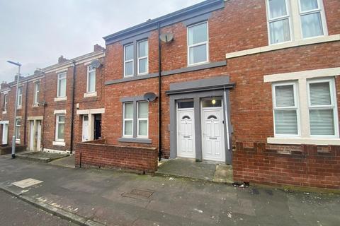 2 bedroom flat to rent, Chandos Street, Gateshead