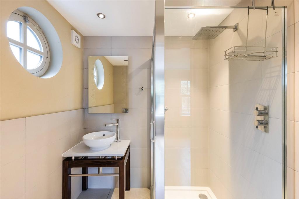 En Suite Shower 1