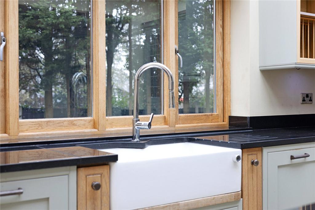 Kitchen Feature