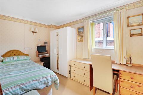 2 bedroom apartment for sale, Millbridge Gardens, Minehead, Somerset, TA24