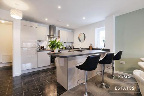 4 bedroom semi-detached house for sale, Wilkins Drive, Paignton