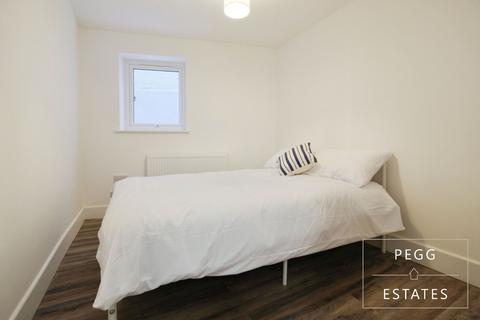 2 bedroom flat for sale, Havelock Road, Torquay